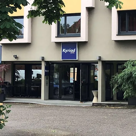 Kyriad Strasbourg מלון