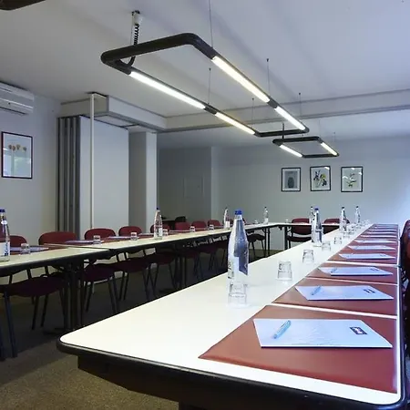 Kyriad Strasbourg Hotel 3*