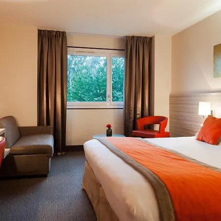 Kyriad Strasbourg 3* לינגולשהים