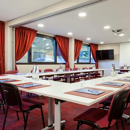 Kyriad Strasbourg לינגולשהים