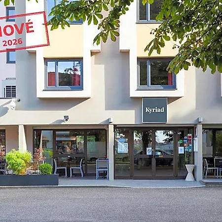 Kyriad Strasbourg Hotel Lingolsheim