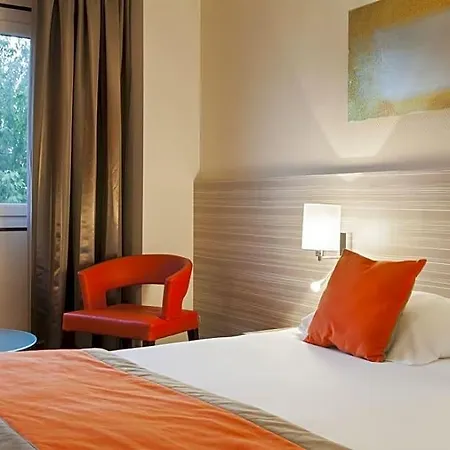 Kyriad Strasbourg Hotel Lingolsheim