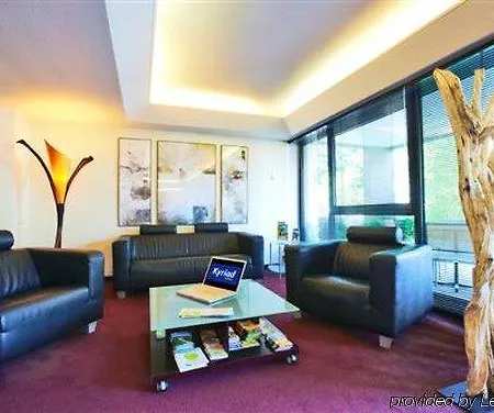 Kyriad Strasbourg Hotel Lingolsheim