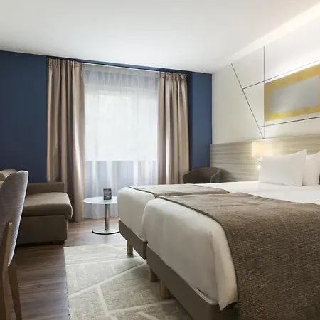 Hotel Kyriad Strasbourg 3*
