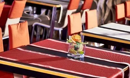 Kyriad Strasbourg 3* לינגולשהים