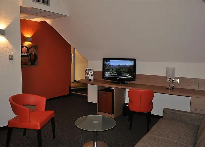 Kyriad Strasbourg Hotel 3*