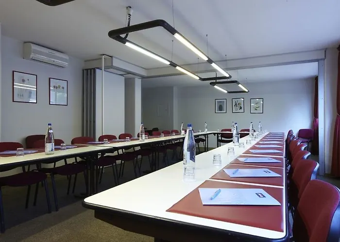 Kyriad Strasbourg Hotel 3*